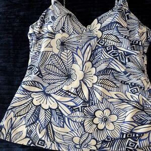 Jaclyn SMITH Blue and White Tankini Top